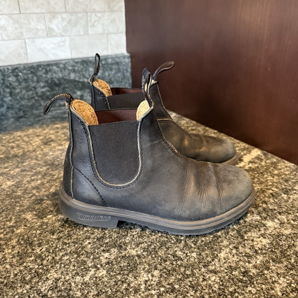 Blundstone Chelsea Boots Kids Black Leather Size 1 US / 13 AU Unisex